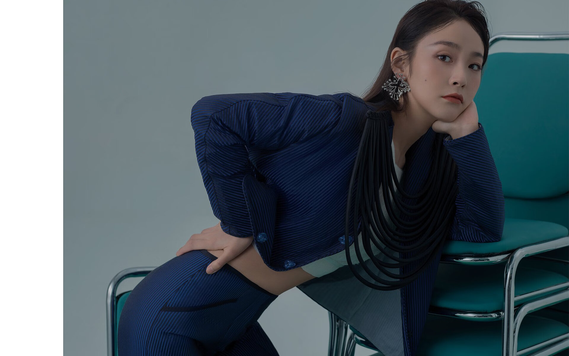 快船大胜雷霆,系列赛焦点战中乔治三分雨不断,快船和乔治的合同