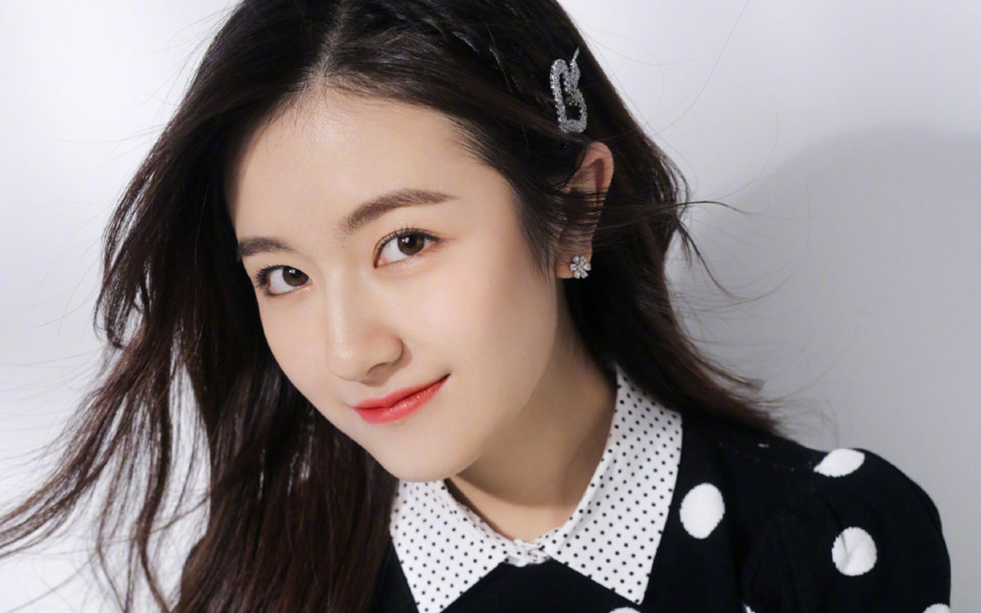 新加坡队赛制深入解析:团体赛事中的角色分配与战术执行,新加坡邀请赛决赛视频