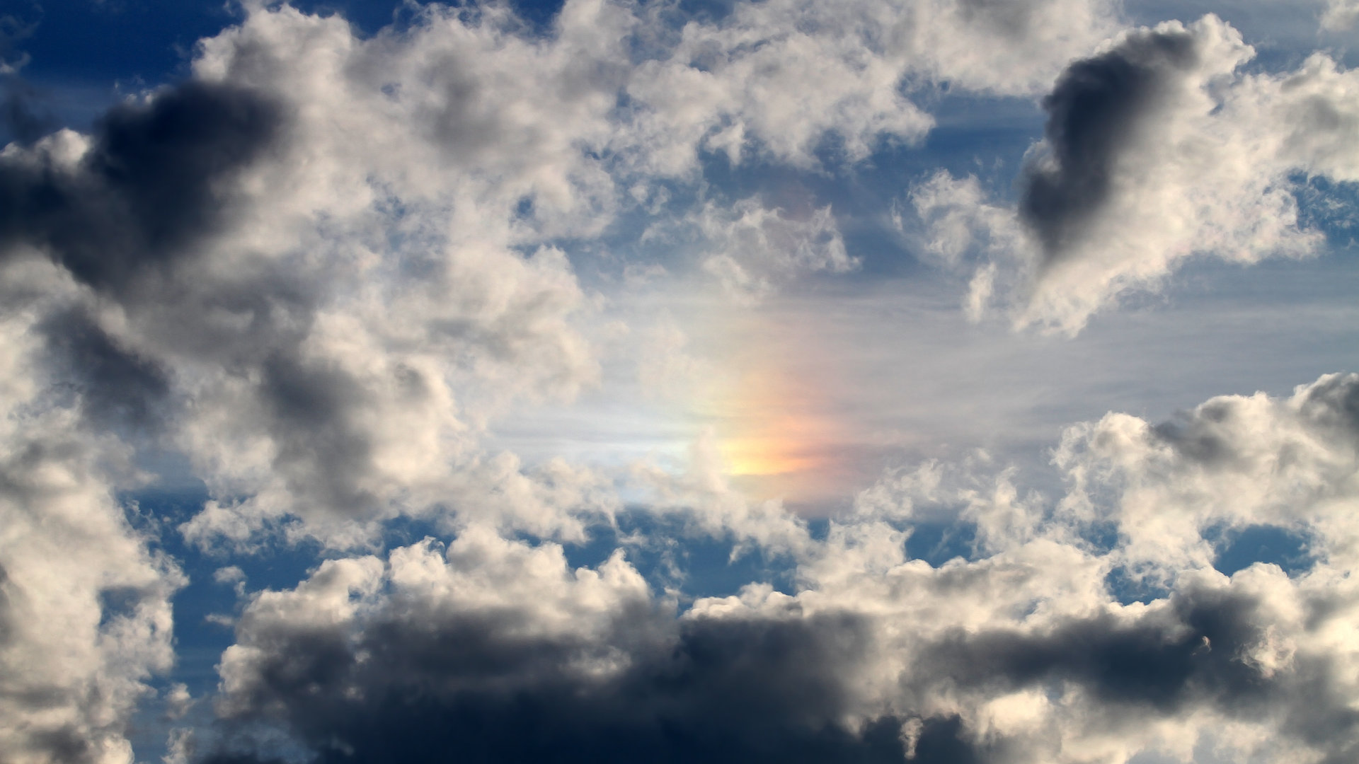 kaiyun.com-约翰·恩多耶-布鲁阿尔展现强大心理素质，约什-布恩