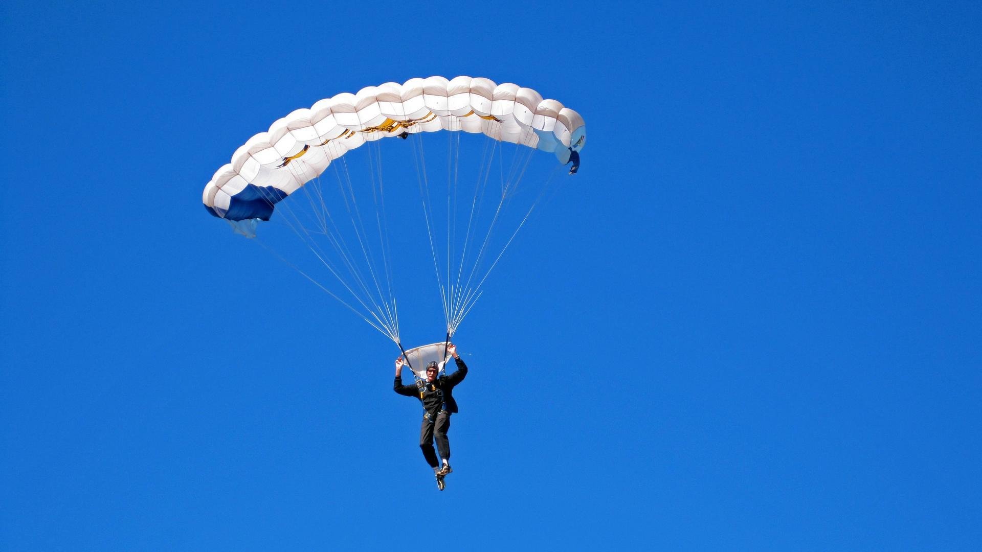 德甲积分榜激烈变化,多支豪门争前列,德甲积分2020-2021